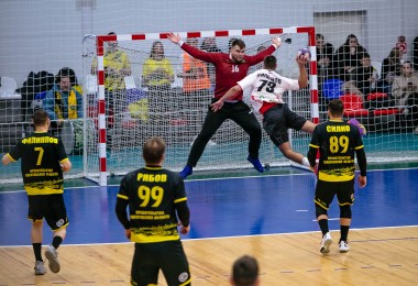 Одно очко отделяет «СГАУ-Саратов» от зоны плей-офф