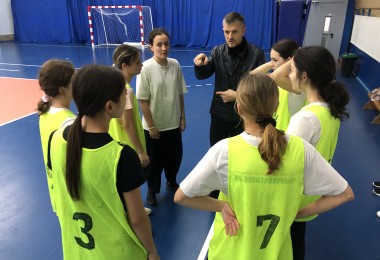 Первенство Саратовской области по гандболу среди девушек до 19 лет.